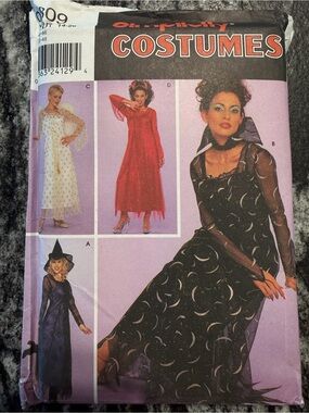 Simplicity costume pattern for Angel, Witch, Devil size 14-20